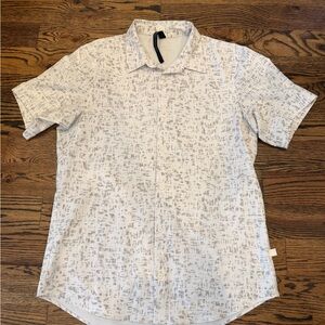 Men's Lululemon White Patterned Shirt